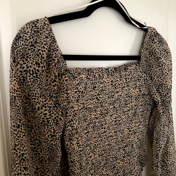 Japna Leopard Print Balloon Sleeve Crop Top - Picture 4 of 6